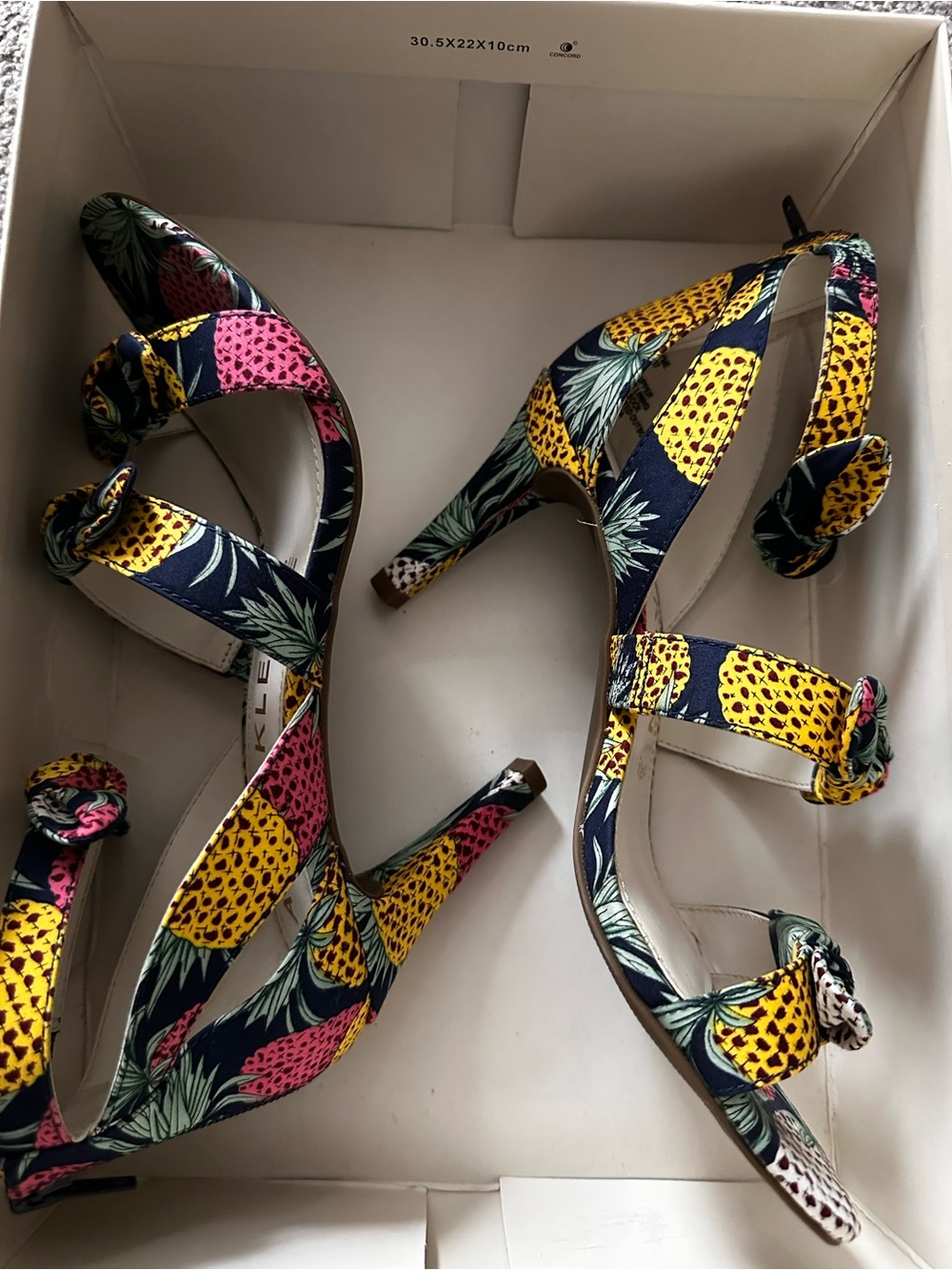 Anne Klein Tropical Print Knotted Open-Toe Heels EXACTLY AS PICTURED ❤️ - Picture 14 of 15
